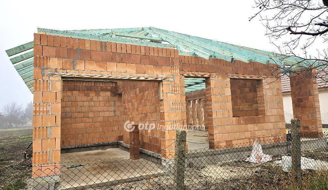 Eladó családi ház, Pusztaszabolcson 82.9 M Ft, 3 szobás