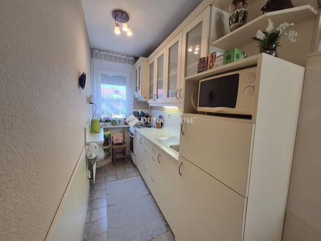 Eladó téglalakás, Zalaegerszegen 52 M Ft, 3+1 szobás