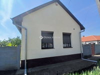 Eladó családi ház, Hajdúhadházon 29.9 M Ft, 2 szobás