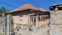 Eladó családi ház, Üllőn 175 M Ft, 6 szobás