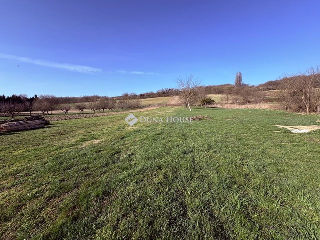 Eladó telek, Hahóton 6.5 M Ft / költözzbe.hu