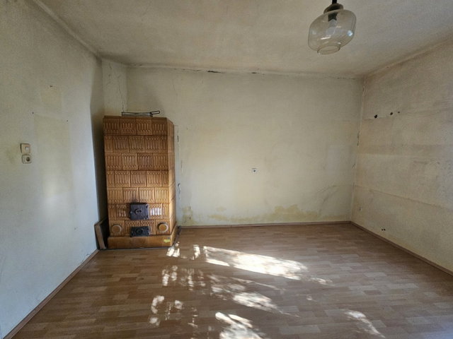 Eladó családi ház, Vaszaron 22.9 M Ft, 2 szobás