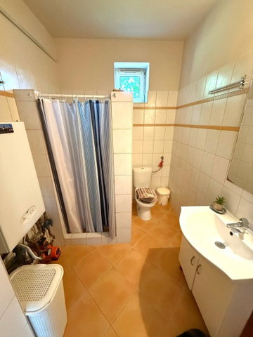 Eladó családi ház, Pécsett 165 M Ft, 6 szobás