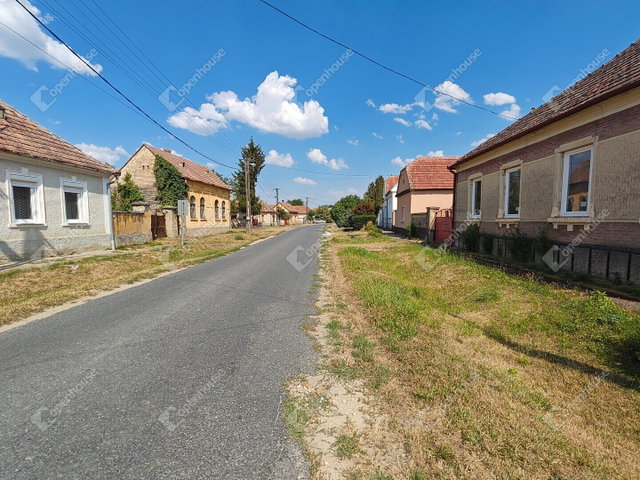Eladó telek, Köcskön 5.7 M Ft / költözzbe.hu