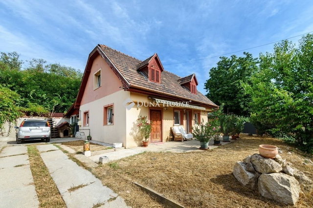 Eladó családi ház, Biatorbágyon 111 M Ft, 3 szobás