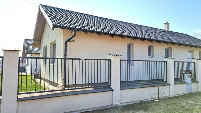 Eladó ikerház, Vasadon 95 M Ft, 4 szobás / költözzbe.hu