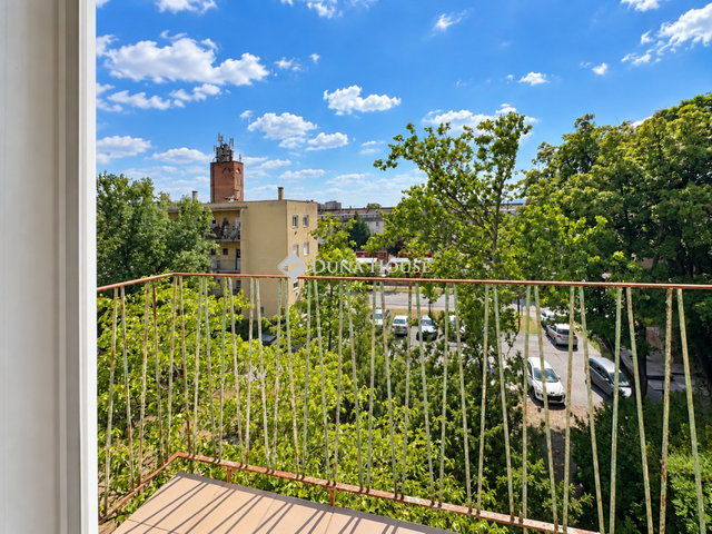 Eladó téglalakás, Budapesten, IV. kerületben 72.8 M Ft, 2 szobás