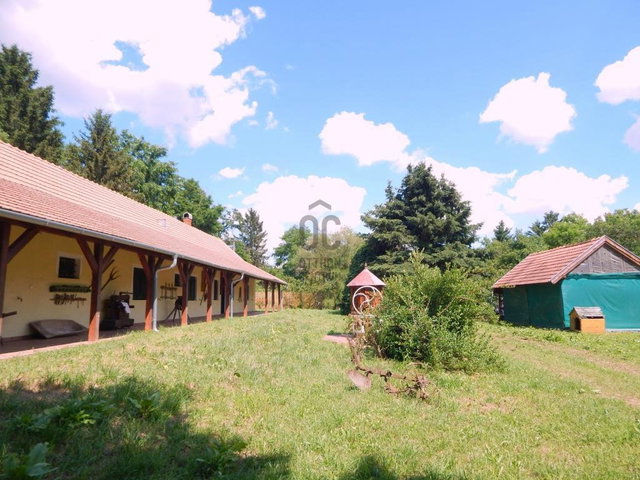 Eladó családi ház, Oszkón 95 M Ft, 6 szobás