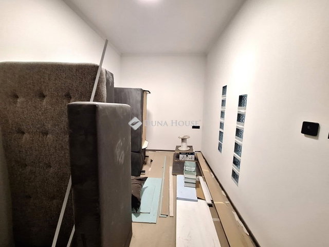 Eladó téglalakás, Kecskeméten 55.8 M Ft, 4 szobás