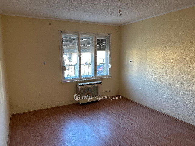 Eladó családi ház, Kántorjánosin 23 M Ft, 3 szobás