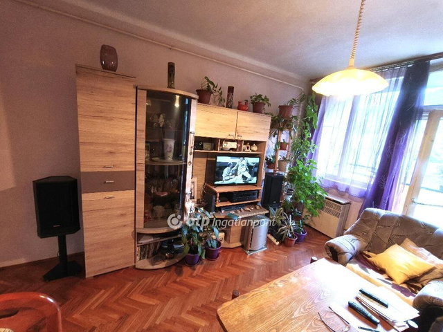 Eladó panellakás, Salgótarjánban 13.6 M Ft, 2 szobás