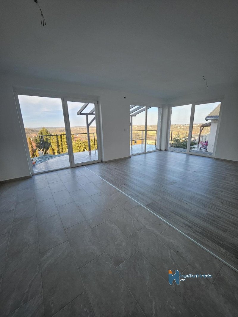 5 bed · 841m² · 85.000.000 ft
