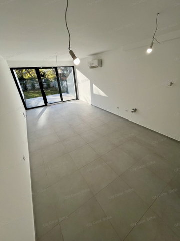 Eladó nyaraló, Balatonszemesen 64.9 M Ft, 1 szobás