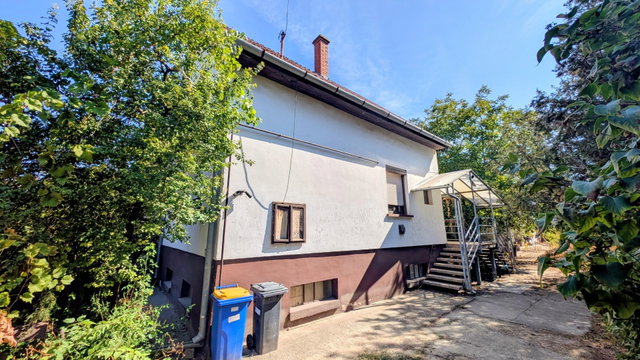 Eladó családi ház, Kecskeméten 31 M Ft, 2 szobás