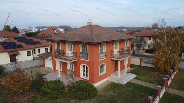 Eladó családi ház, Győrött 279 M Ft, 5 szobás
