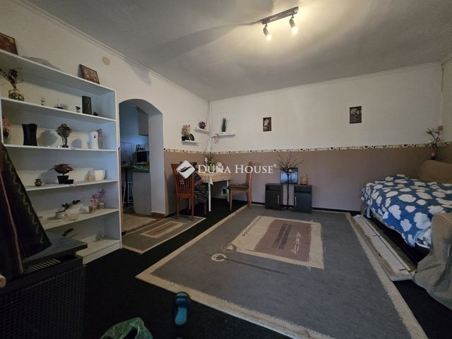 Eladó ikerház, Budapesten, XVIII. kerületben 99.9 M Ft, 4 szobás