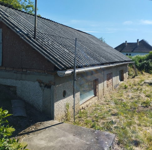 Eladó családi ház, Csobajon 5 M Ft, 2 szobás