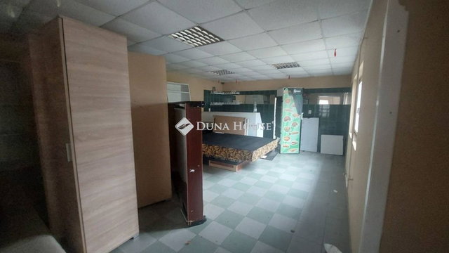 Eladó üzlethelyiség, Kecelen 5.5 M Ft / költözzbe.hu