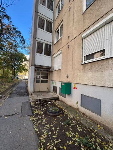 Eladó téglalakás, Miskolcon 26 M Ft, 1+1 szobás