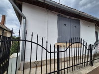 Eladó családi ház, Csömörön 58.9 M Ft, 2 szobás
