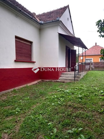 Eladó családi ház, Tapsonyon 19.9 M Ft, 3 szobás