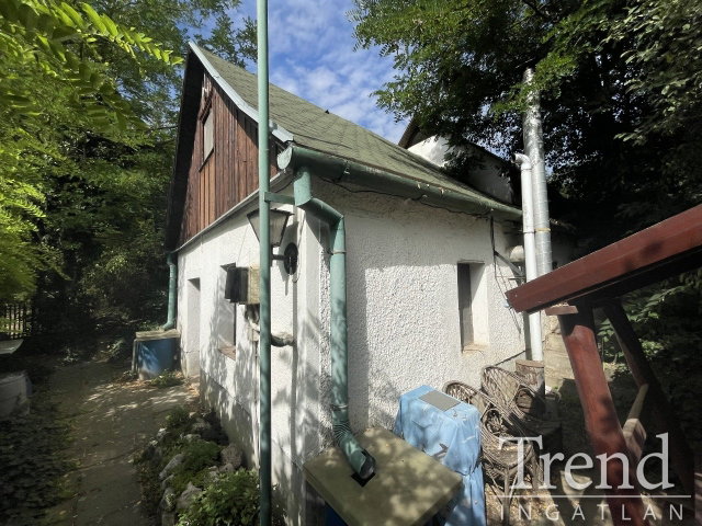 Eladó téglalakás, Adonyban 9.9 M Ft, 1 szobás