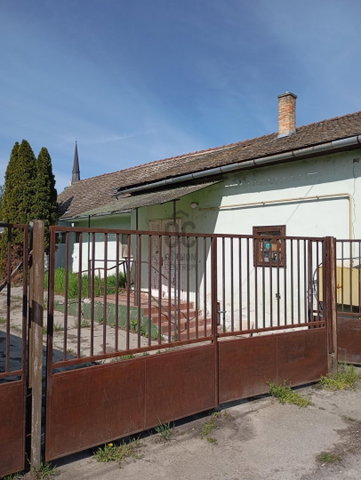 Eladó ipari ingatlan, Bátaszéken 19.9 M Ft / költözzbe.hu