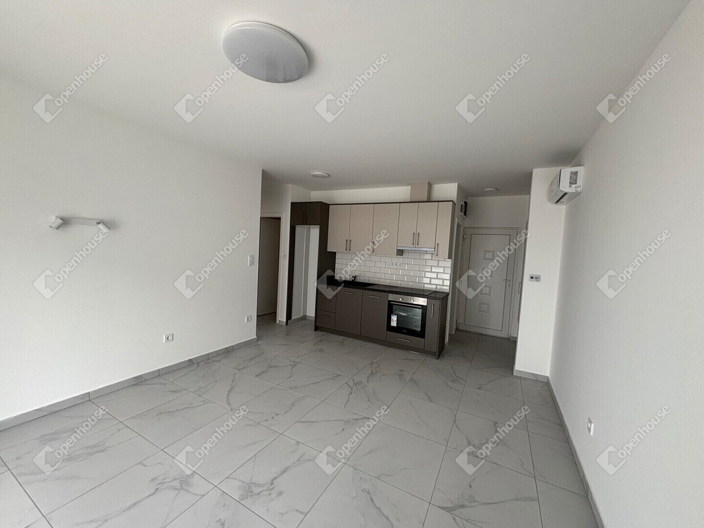 3 bed · 51m² · 220.000 ft