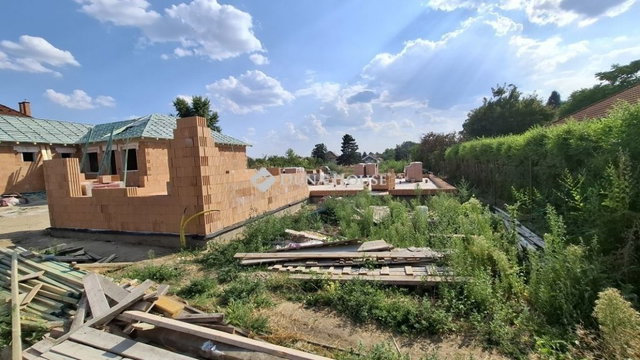 Eladó ikerház, Őrbottyánban 94.99 M Ft, 4 szobás