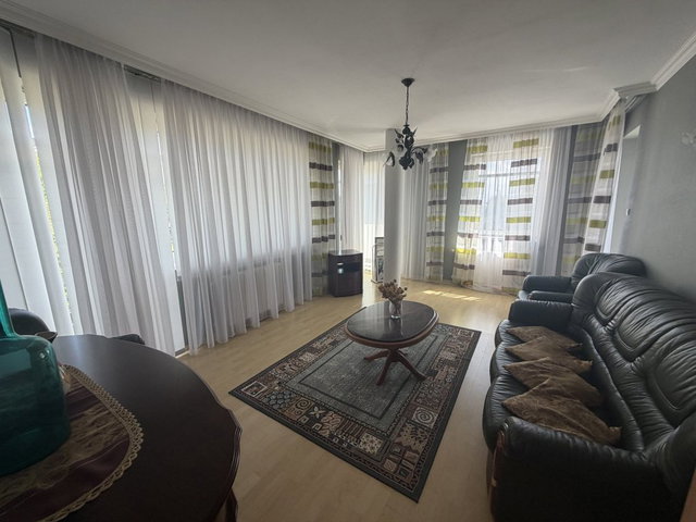 Eladó téglalakás, Hajdúszoboszlón 74.9 M Ft, 3 szobás
