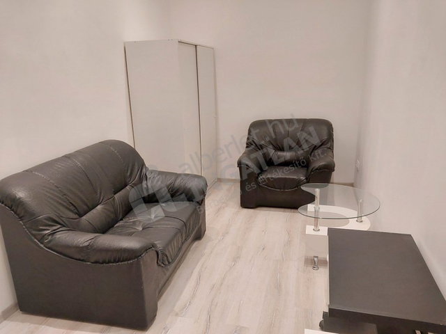 Kiadó téglalakás, albérlet, VI. kerületben, Székely Bertalan utcában
