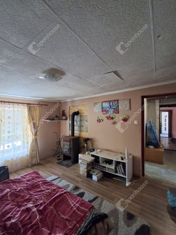 Eladó téglalakás, Kaposváron 23.9 M Ft, 3 szobás