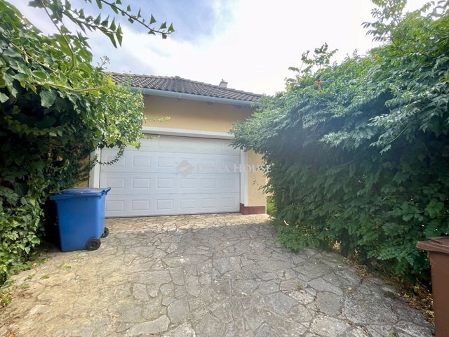 Eladó családi ház, Kozármislenyen 155 M Ft, 6 szobás
