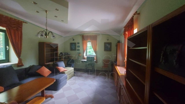 Eladó családi ház, Annavölgyben 75 M Ft, 2 szobás