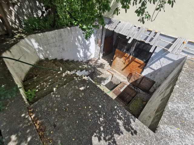 Eladó ipari ingatlan, Szeghalmon, Széchenyi utcában 0.616 M Ft