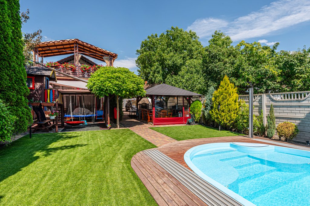 4 bed · 186m² · 199.000.000 ft