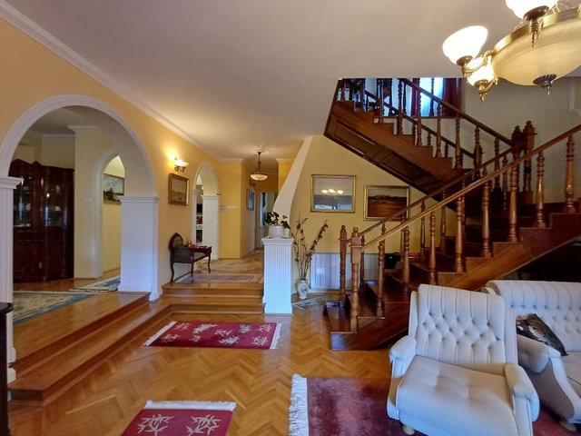 Eladó családi ház, Nyíregyházán 170 M Ft, 4 szobás