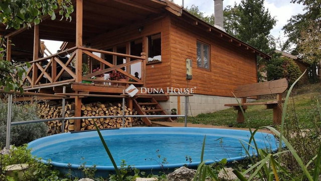 Eladó nyaraló, Zebegényben 98 M Ft, 1 szobás