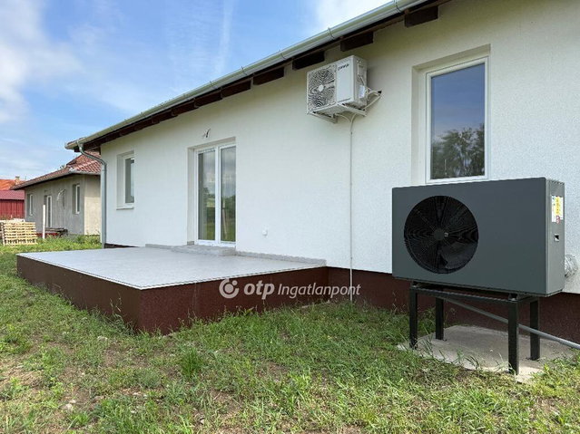 Eladó családi ház, Nagykátán 95 M Ft, 3 szobás