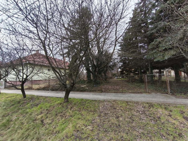 Eladó telek, Pázmándfalun 26.49 M Ft / költözzbe.hu