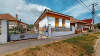 Eladó családi ház, Szikszón 19.9 M Ft, 2 szobás