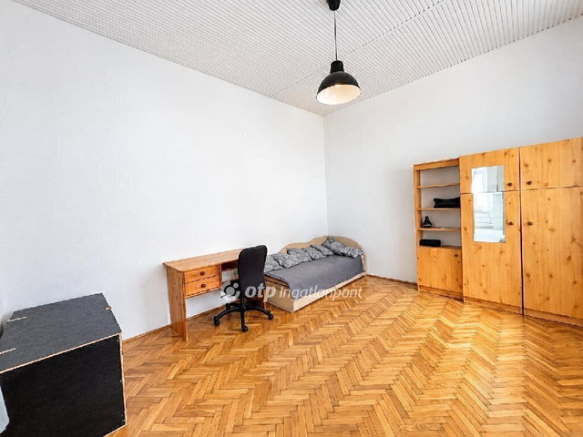 Eladó téglalakás, Budapesten, VII. kerületben 45 M Ft, 1 szobás