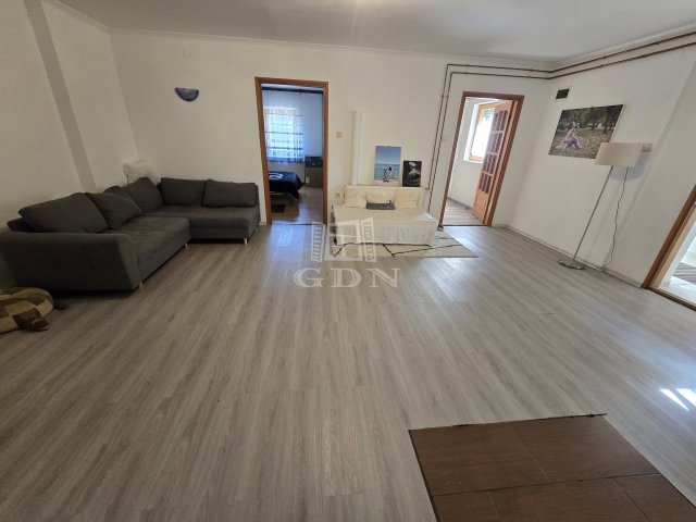 Eladó családi ház, Baján 59 M Ft, 3 szobás