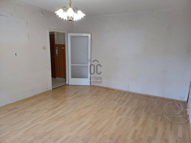 Eladó panellakás, Kecskeméten 33.99 M Ft, 1 szobás