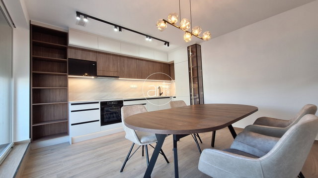 Kiadó téglalakás, albérlet, Szegeden 350 E Ft / hó, 2 szobás