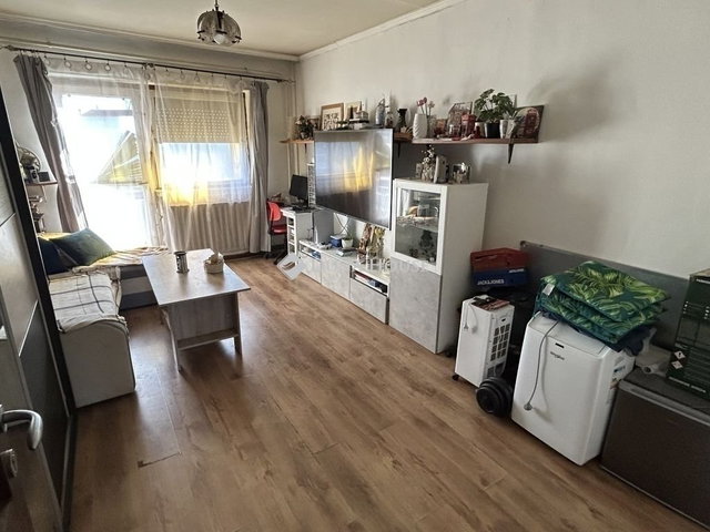 Eladó panellakás, Budapesten, XXI. kerületben 51 M Ft, 2+1 szobás