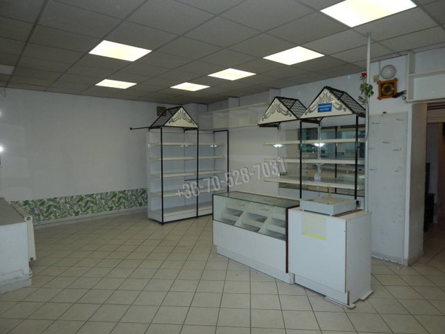 Eladó üzlethelyiség, Tatabányán 41.99 M Ft