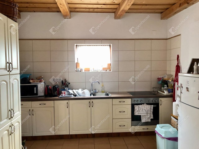 Eladó családi ház, Nagykanizsán 27.9 M Ft, 4 szobás