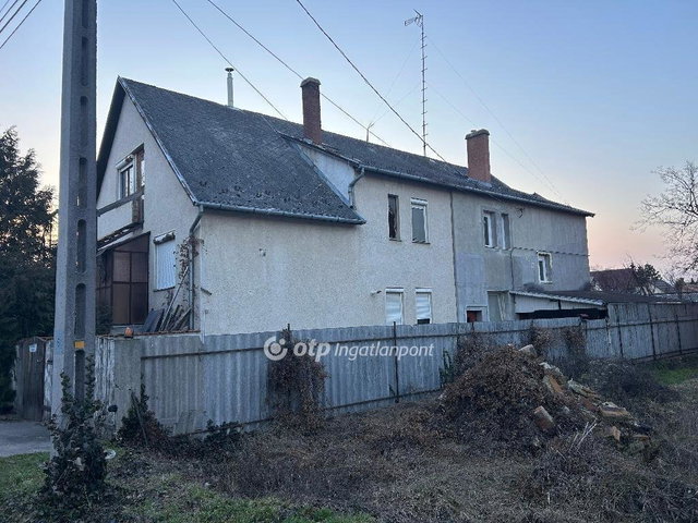 Eladó családi ház, Gödön 43 M Ft, 1 szobás