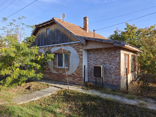 Eladó családi ház, Sarkadon 9.5 M Ft, 2 szobás